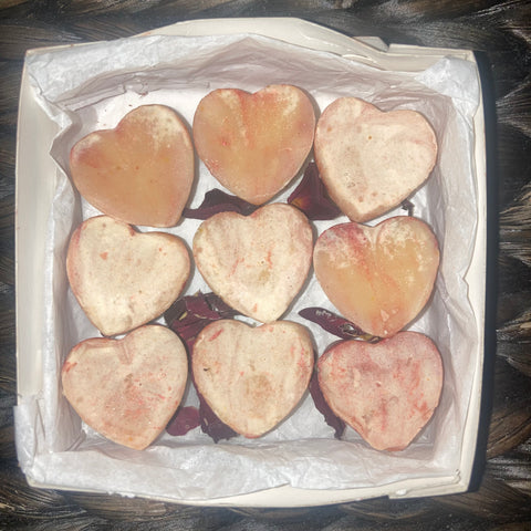 Box of hearts ♥️ 9 mini guest soaps in a gift box