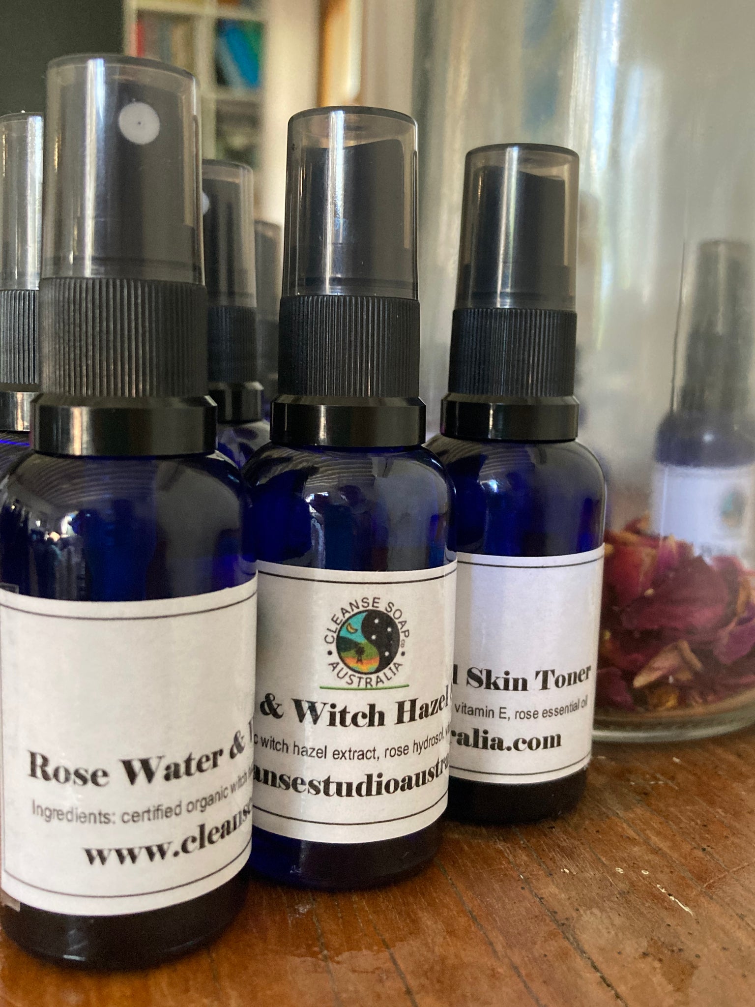 Rose water and witch hazel skin toner spritz 30ml bottle