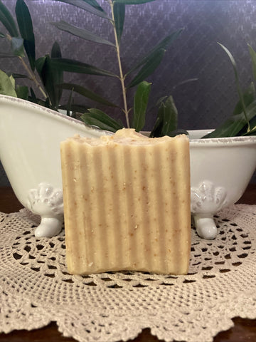 Honey and oat unscented soap
