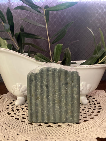 Activated Charcoal, rosemary, eucalypt & peppermint SOAP